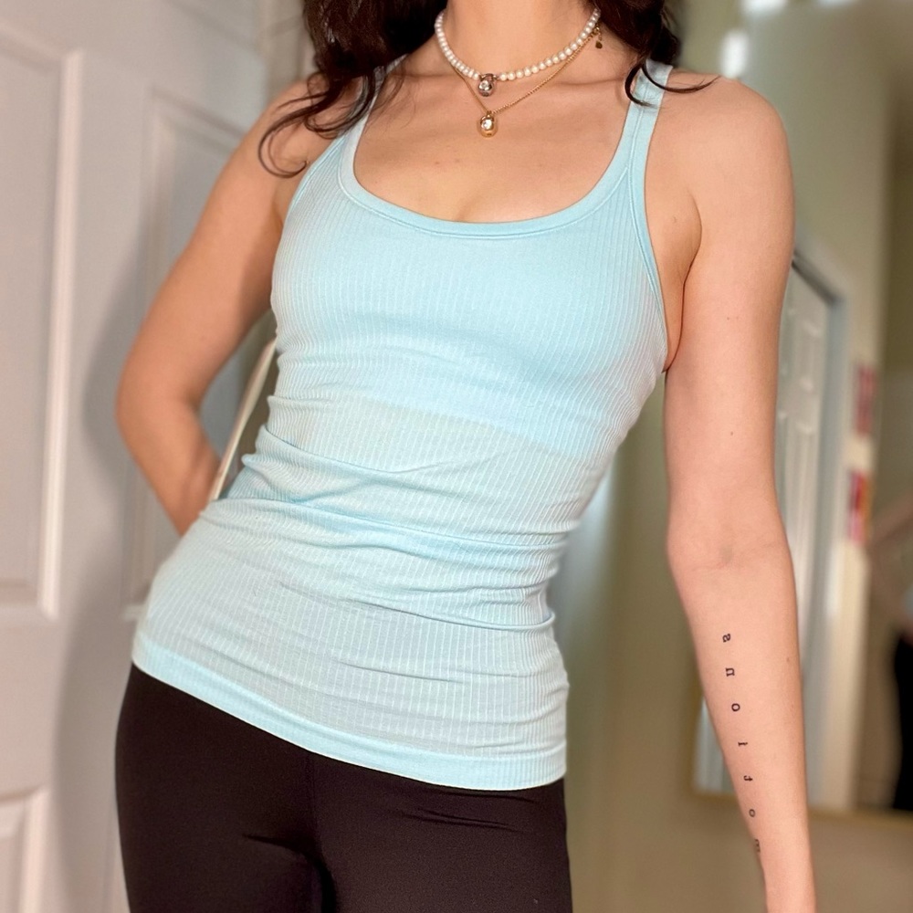 LULULEMON TANK NEW W TAGS